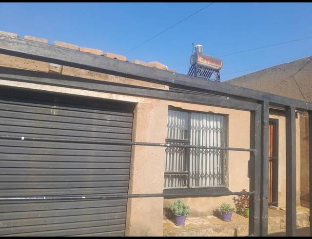 2 BEDROOM HOUSE FOR SALE IN GREENFIELD